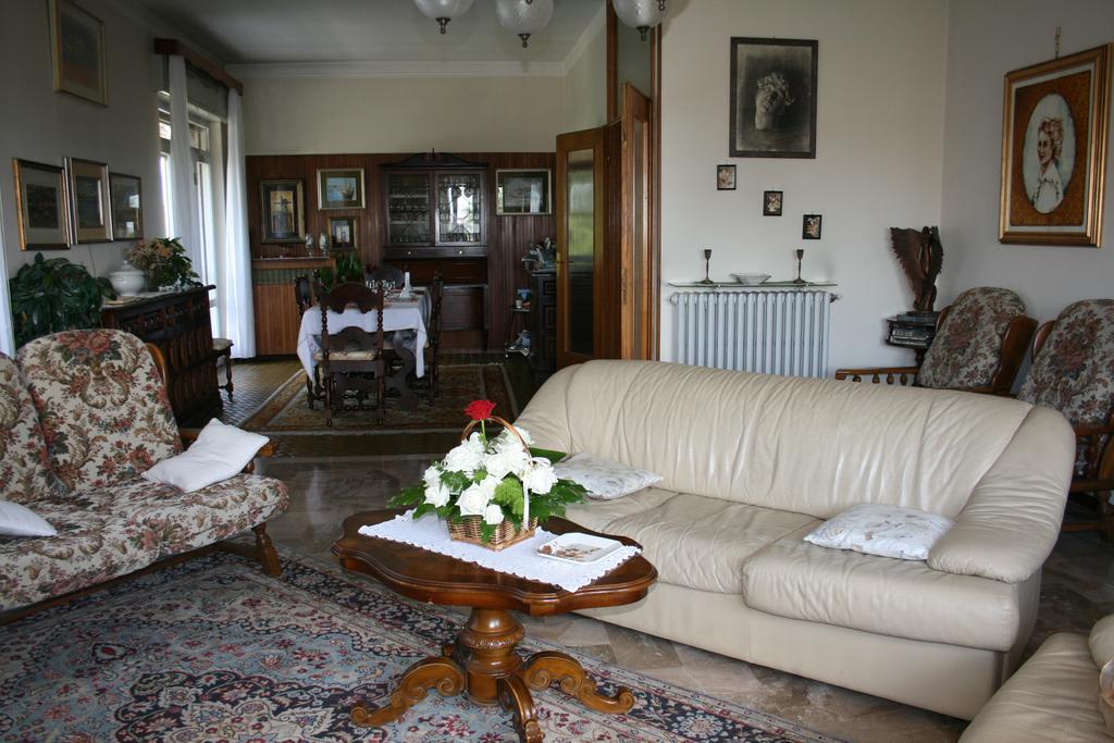 B&B Il Glicine Bedizzole Exterior photo