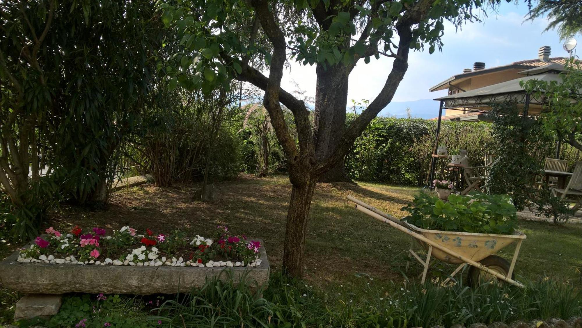 B&B Il Glicine Bedizzole Exterior photo