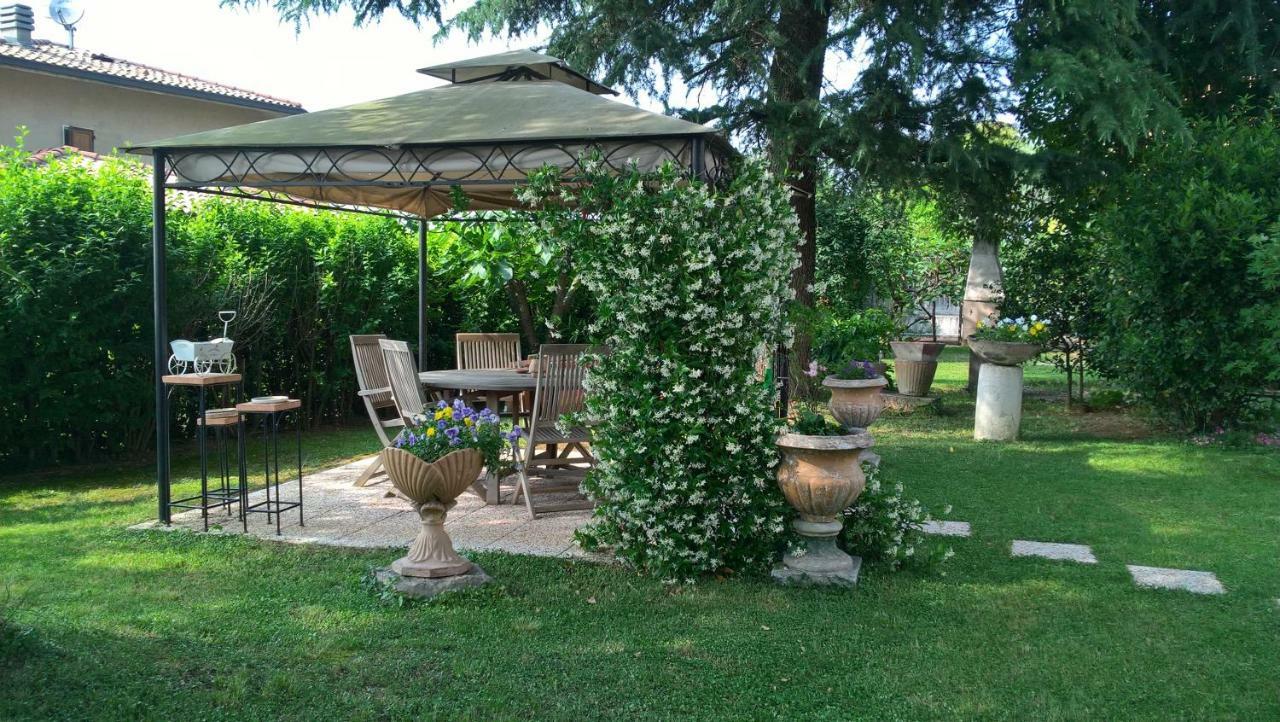 B&B Il Glicine Bedizzole Exterior photo